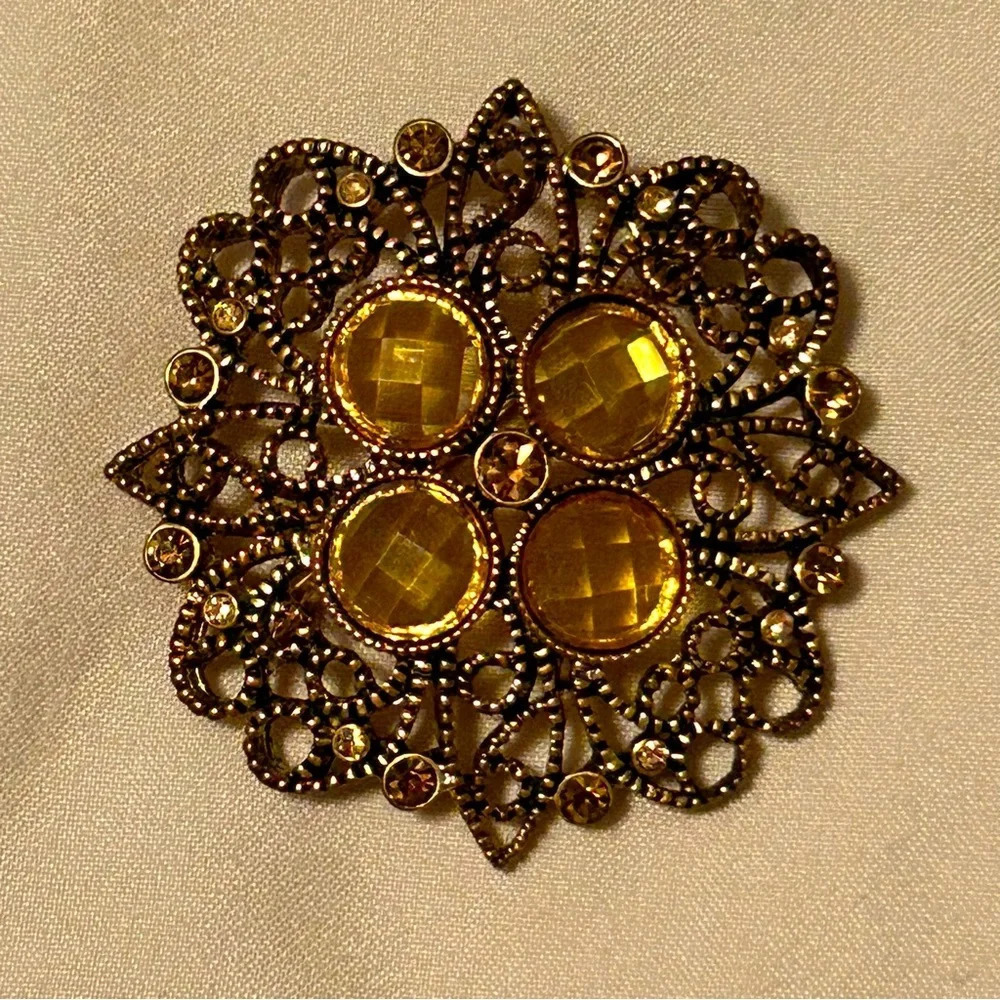 Premier Designs Daybreak Brooch/Pin Retired Antique Gold Tone Yellow Rhinestone